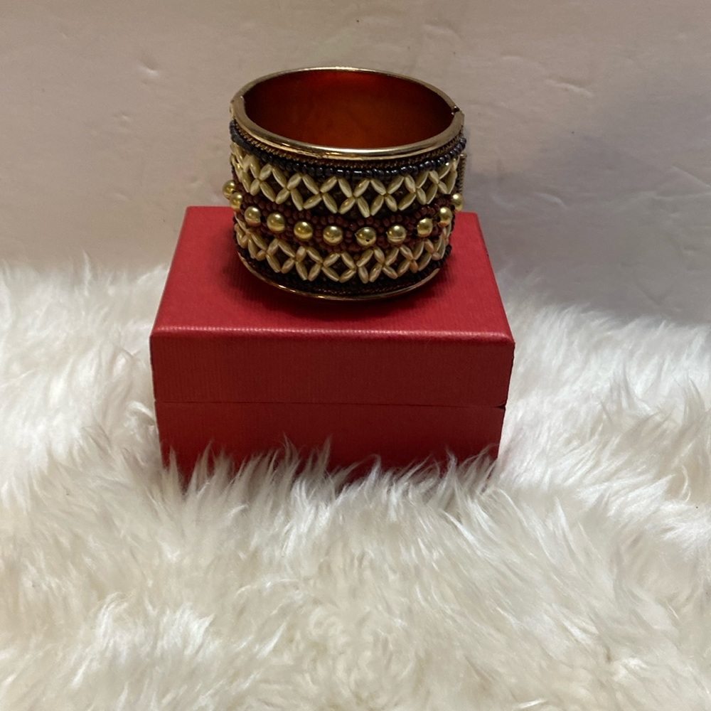 CUFF BEADED BRACKET❤️